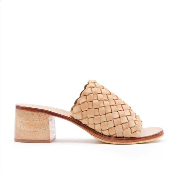 New Liberte Leather Santorini woven mules in Cream Size 7 - Picture 2 of 9
